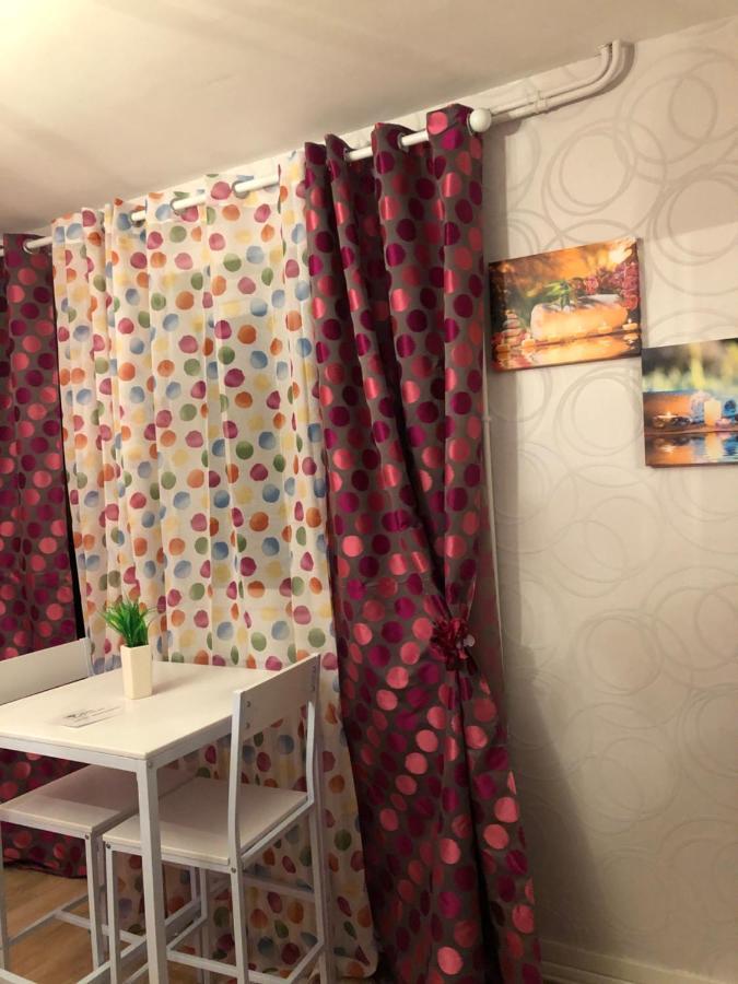 Homestay Privees Ferry-port-place D'armes